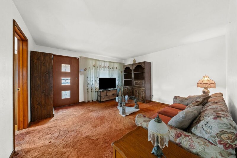 1208 Merrick Avenue — photo 7