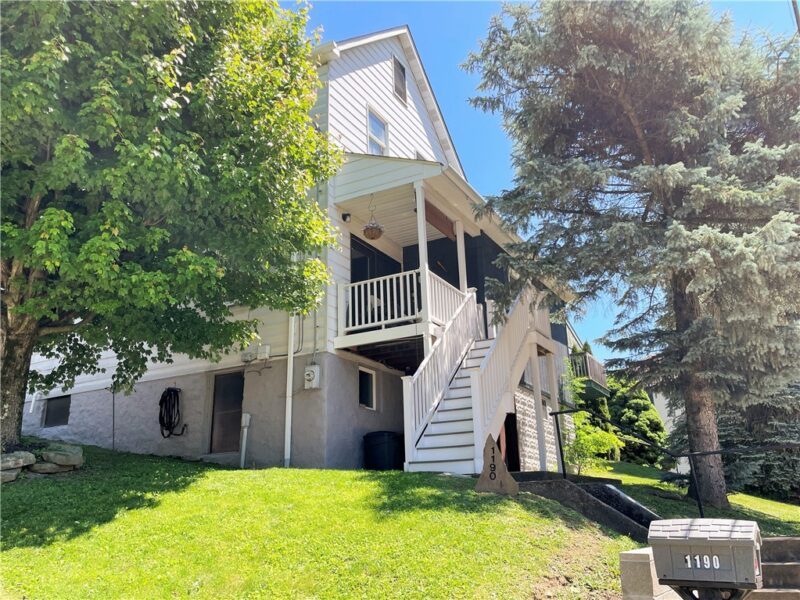 1190 LEEDS AVENUE — photo 3