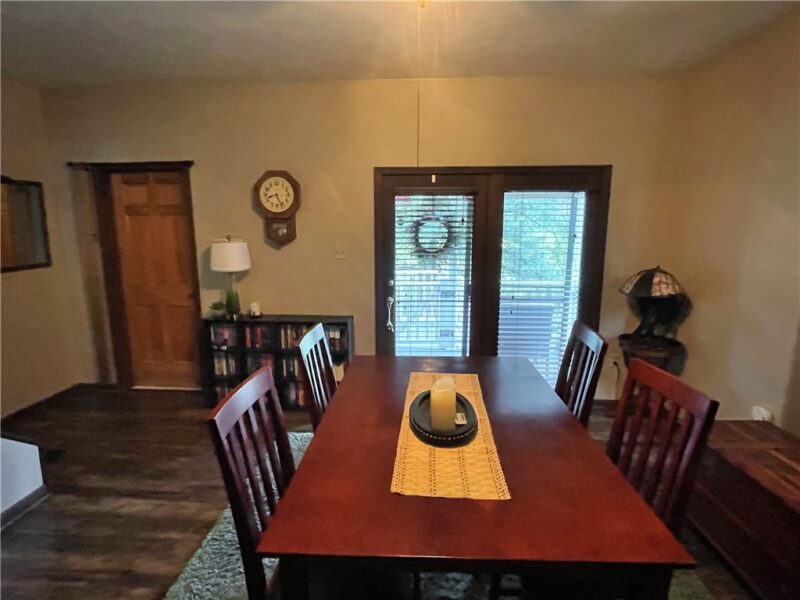 1190 LEEDS AVENUE — photo 6