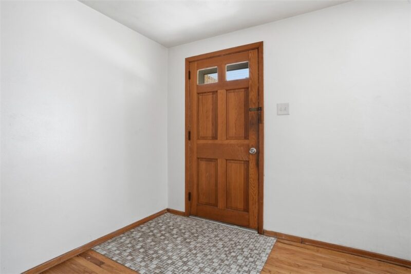 166 Glenhurst Dr — photo 6