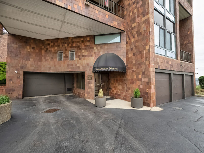 1700 Grandview AVENUE 202 — photo 5