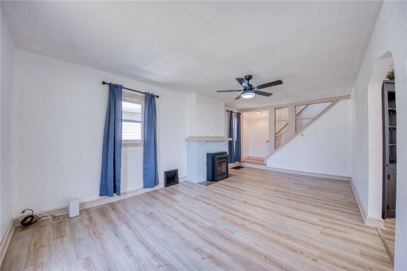 113 Good Ln — photo 2