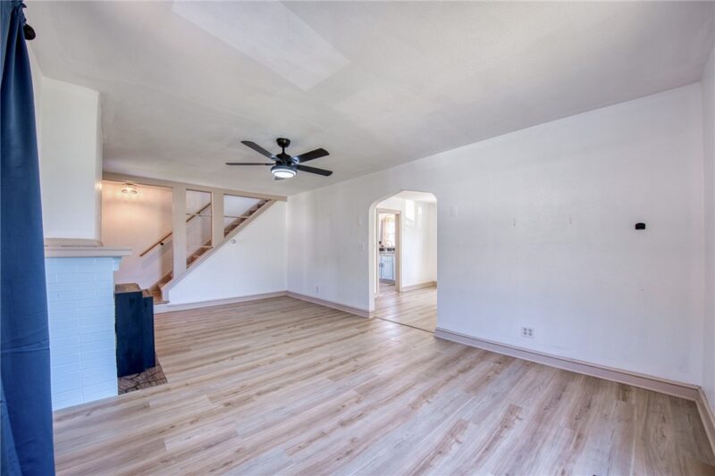 113 Good Ln — photo 3