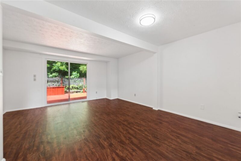 212 Shady Ridge Dr — photo 4