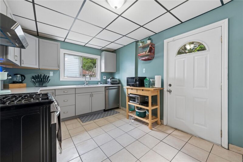 522 Marie Ave — photo 6
