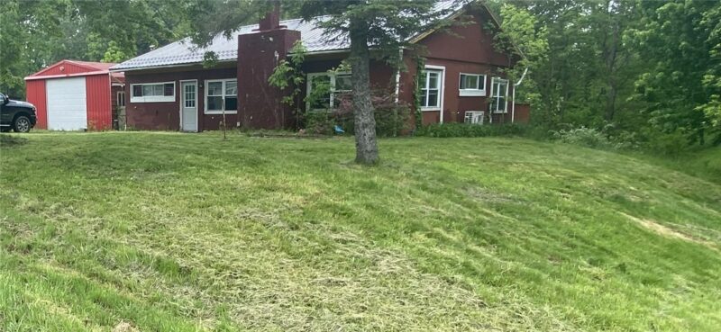 9137 N Sunnyside Dr — photo 2