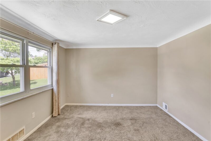 402 Highland street — photo 4