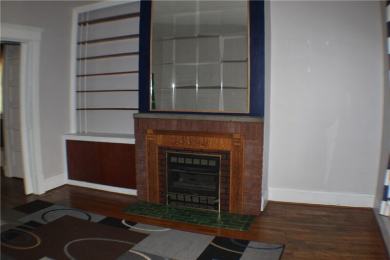 213 Lookout Ave — photo 2