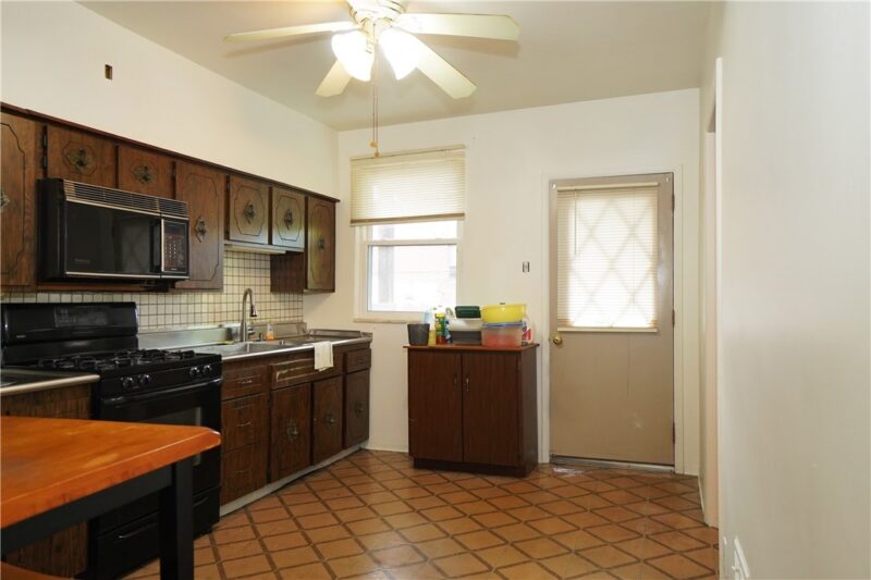 4082 Howley St — photo 4
