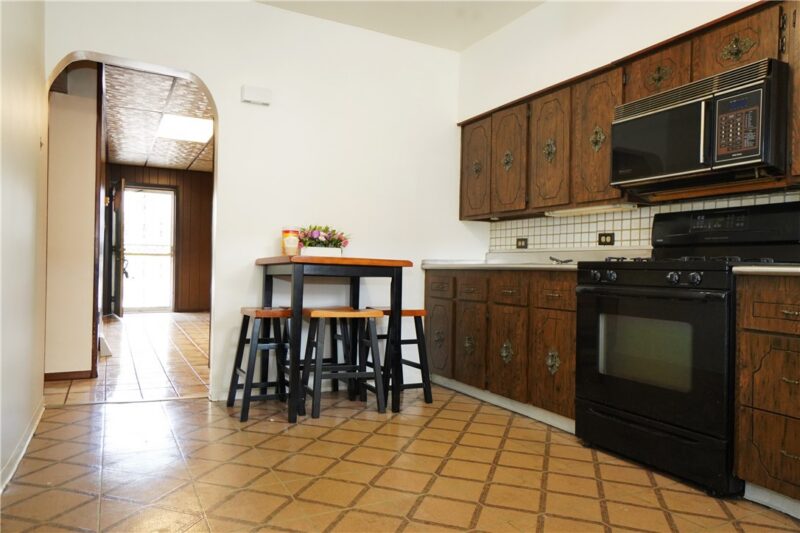 4082 Howley St — photo 5