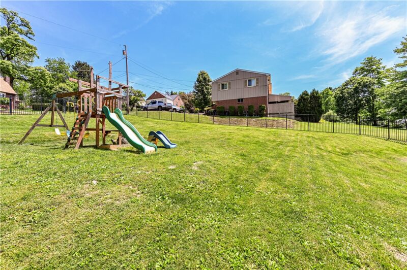 765 Robbins Station Rd — photo 7