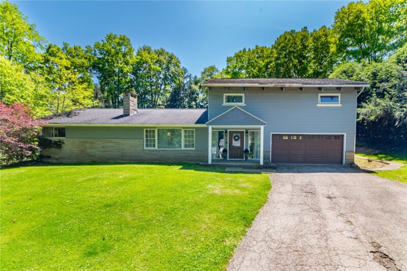 468 Cherokee Dr — photo 3