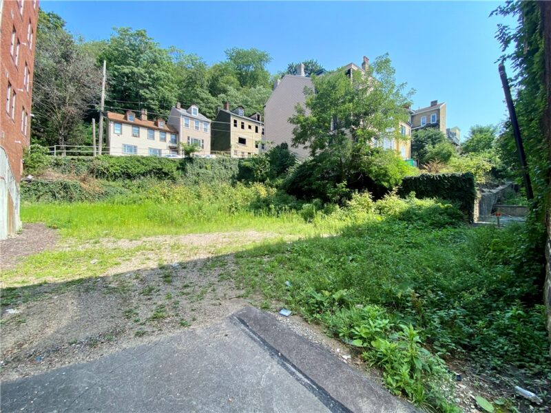 812 Concord St — photo 3