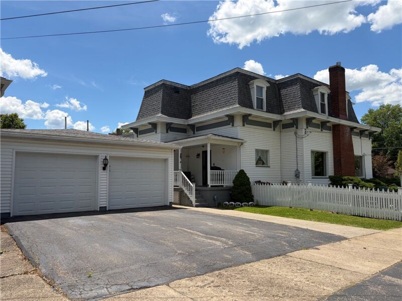70 Lake Street — photo 2
