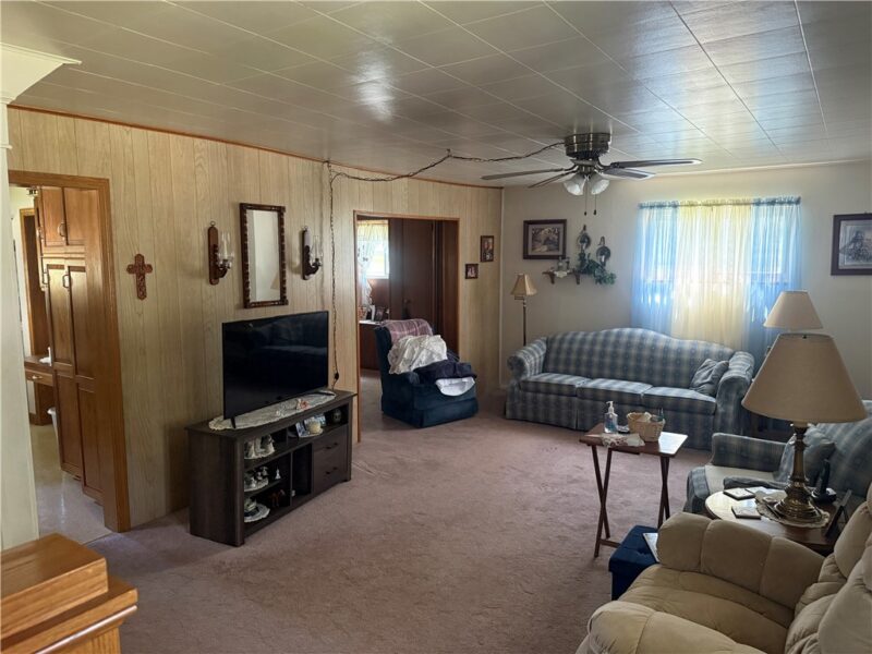 465 S State Line Rd — photo 3