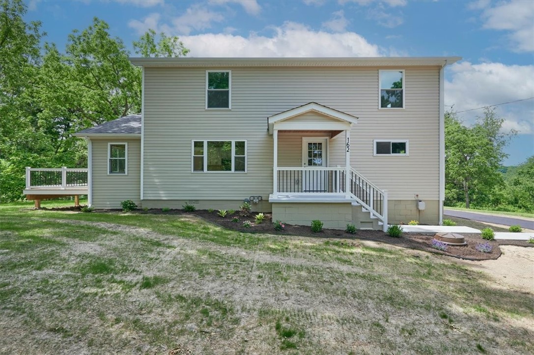162 Foxwood Rd — photo 1