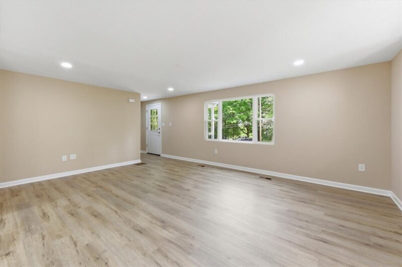 162 Foxwood Rd — photo 5
