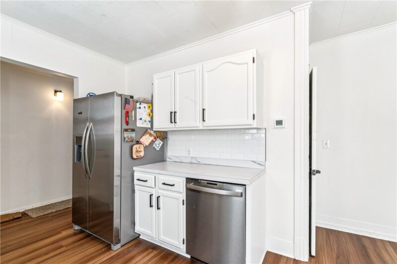 304 W Poland Ave — photo 5
