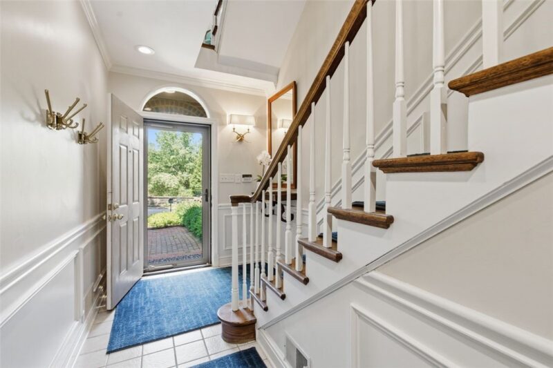 212 Schenley Road — photo 7