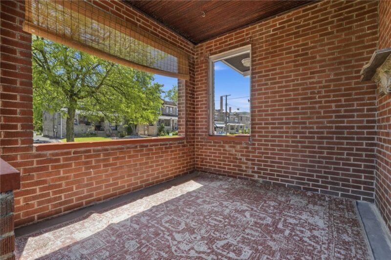 70-72 S Bryant — photo 5