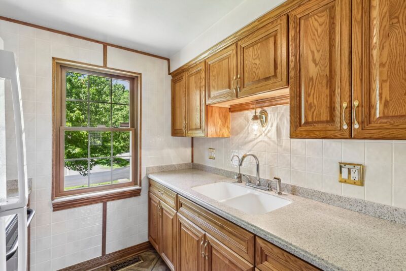319 Bellford Court — photo 8