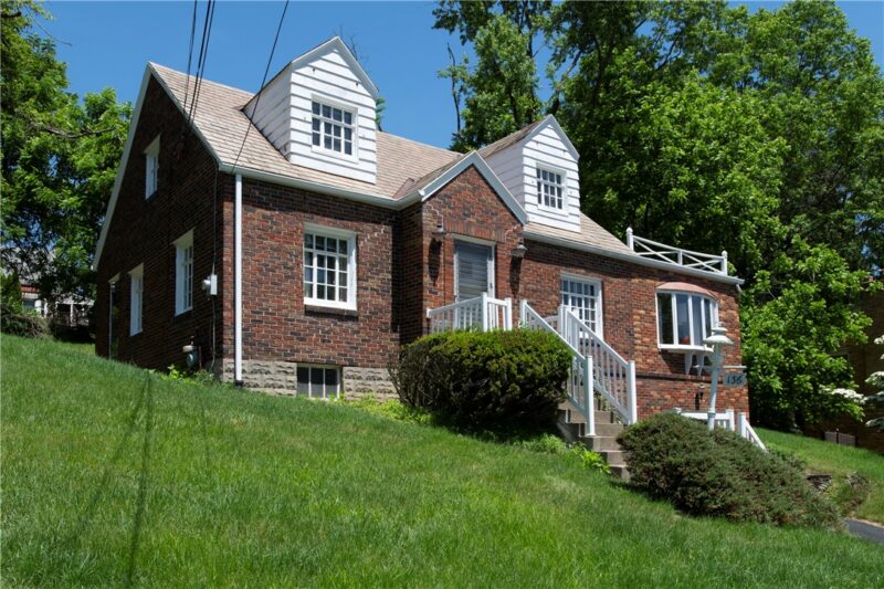 136 Colson Dr — photo 2