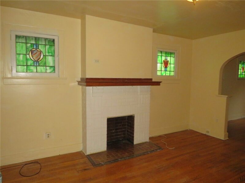 423 Braddock Rd — photo 3