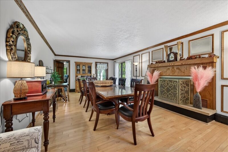 11 Kevin Circle — photo 4