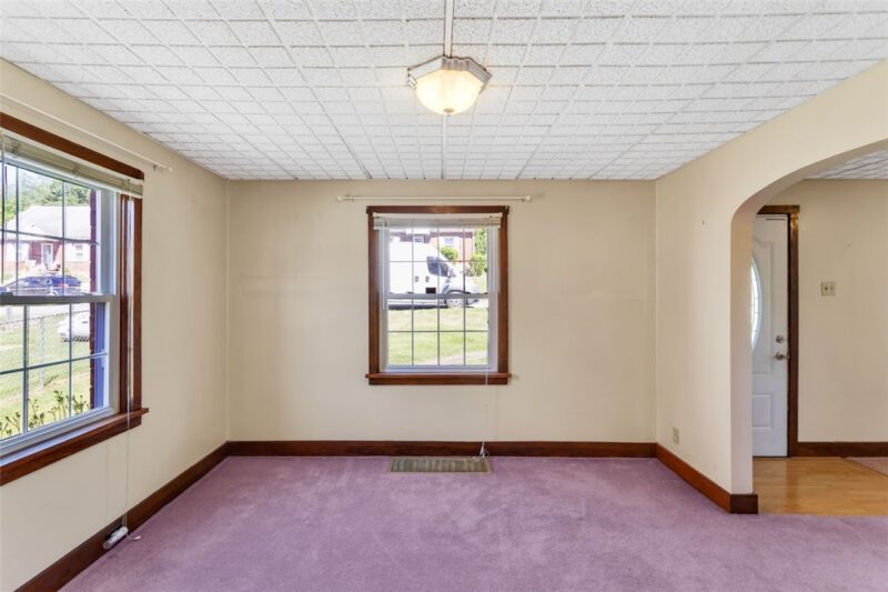 24 Taylor Ave — photo 8