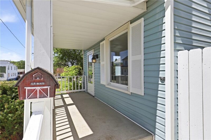 618 First Ave — photo 4