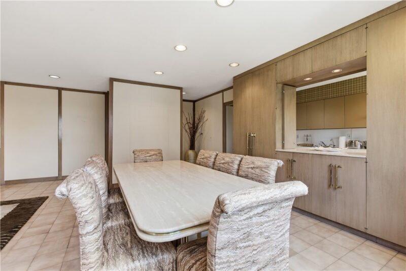 128 N Craig 416 — photo 8
