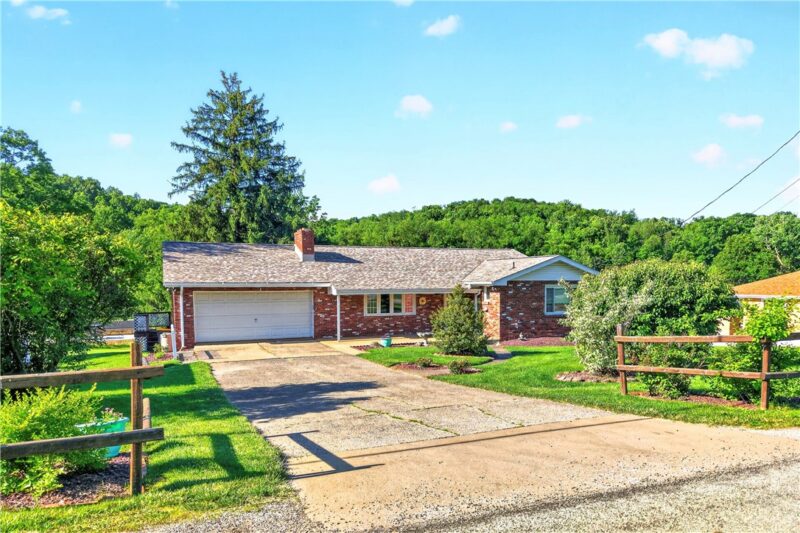170 Crawford Lane — photo 3