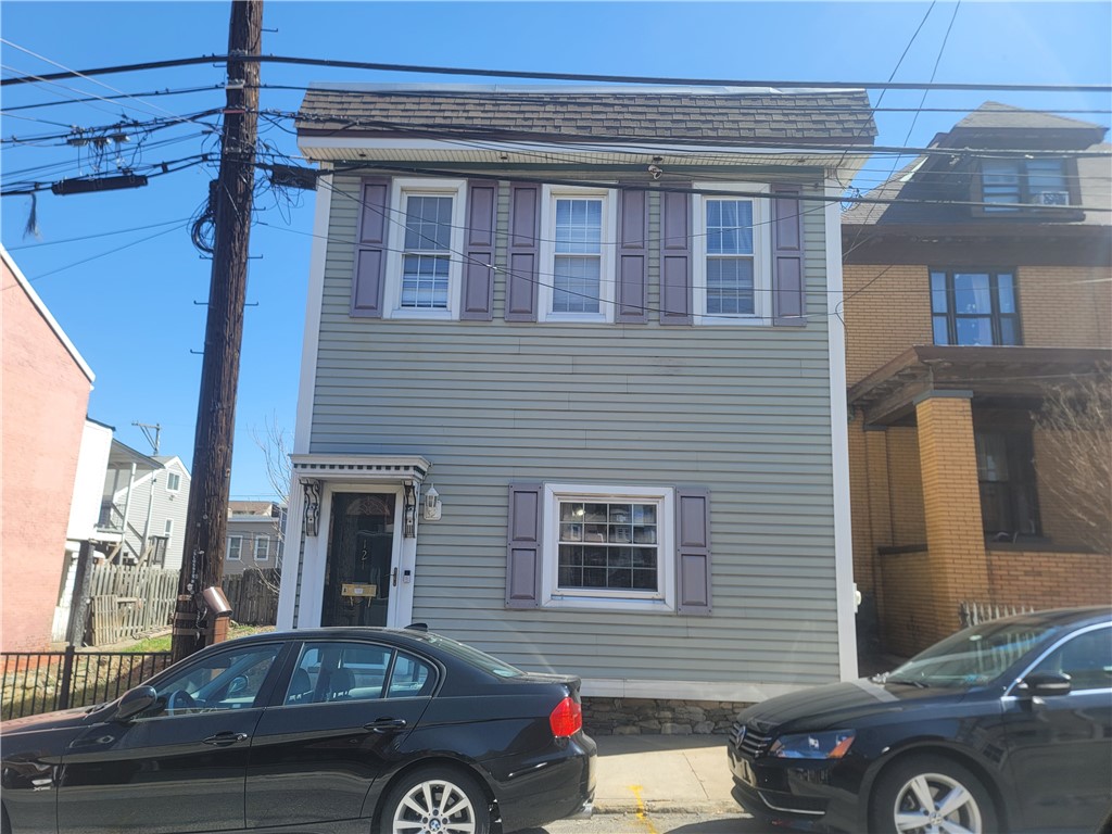 121 S 12th St — photo 1
