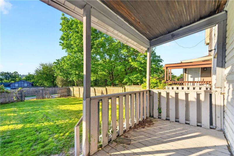 539 Green St — photo 4