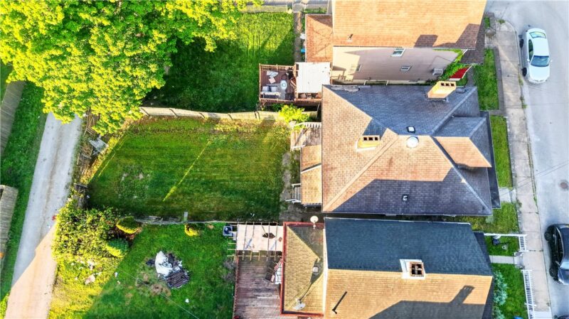 539 Green St — photo 7