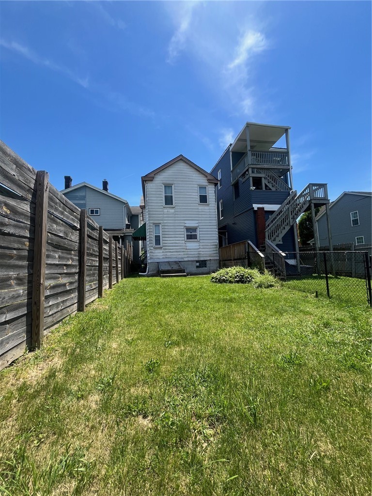 223 E 14th Ave — photo 4