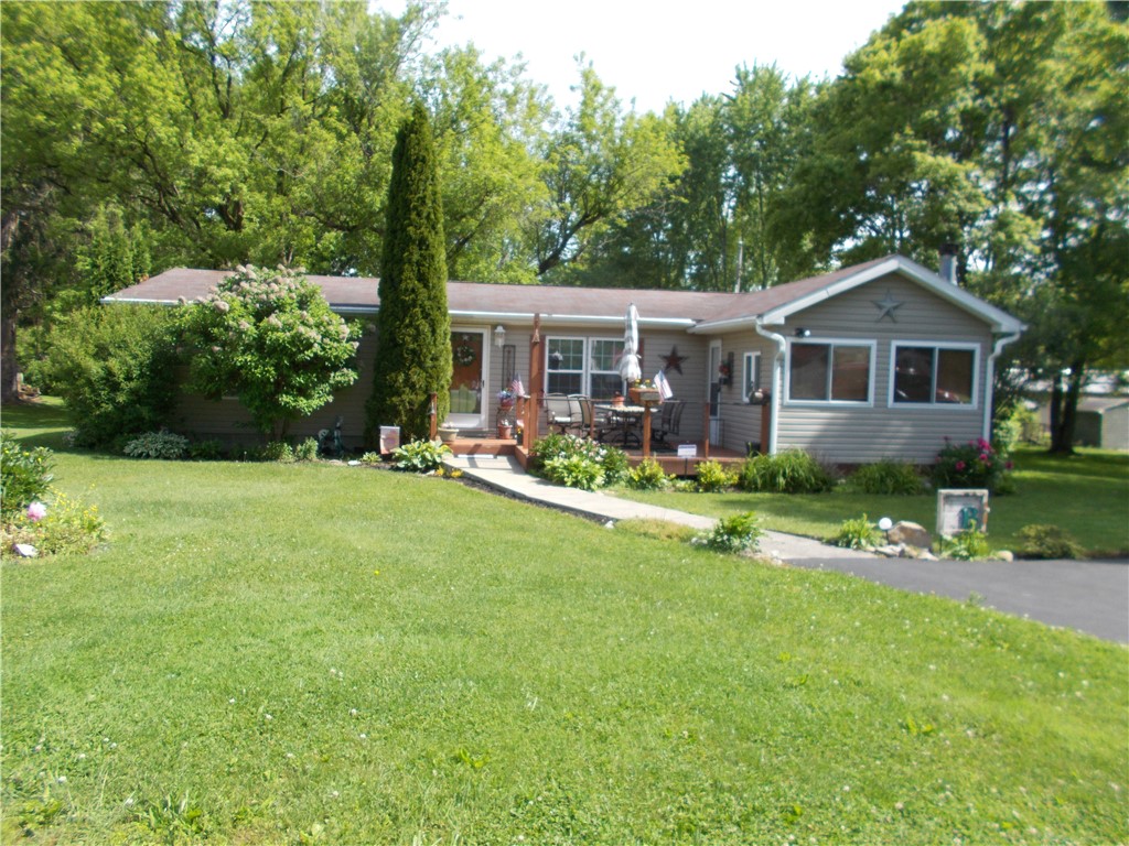 1884 Lillian Avenue — photo 1