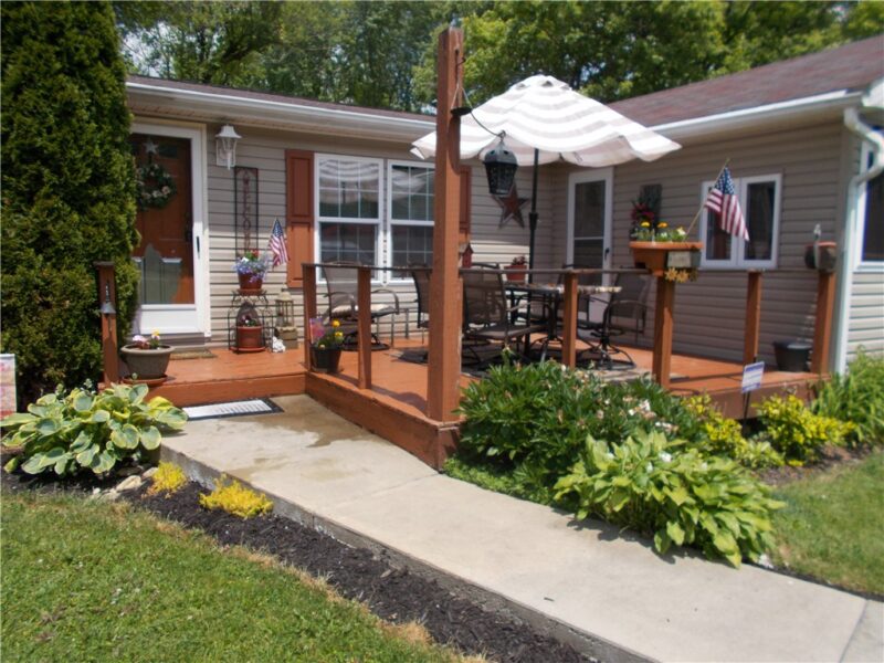 1884 Lillian Avenue — photo 4