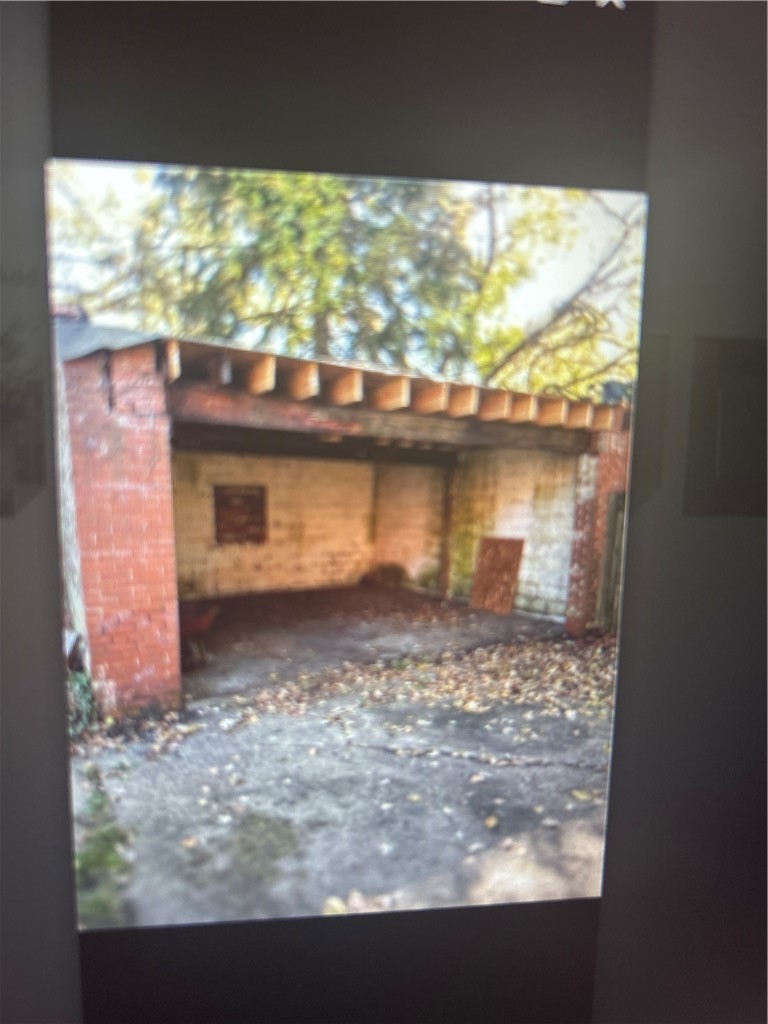 7110 Churchland — photo 3