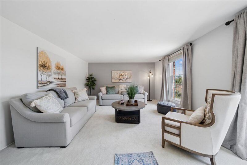 309 Toura Drive — photo 3