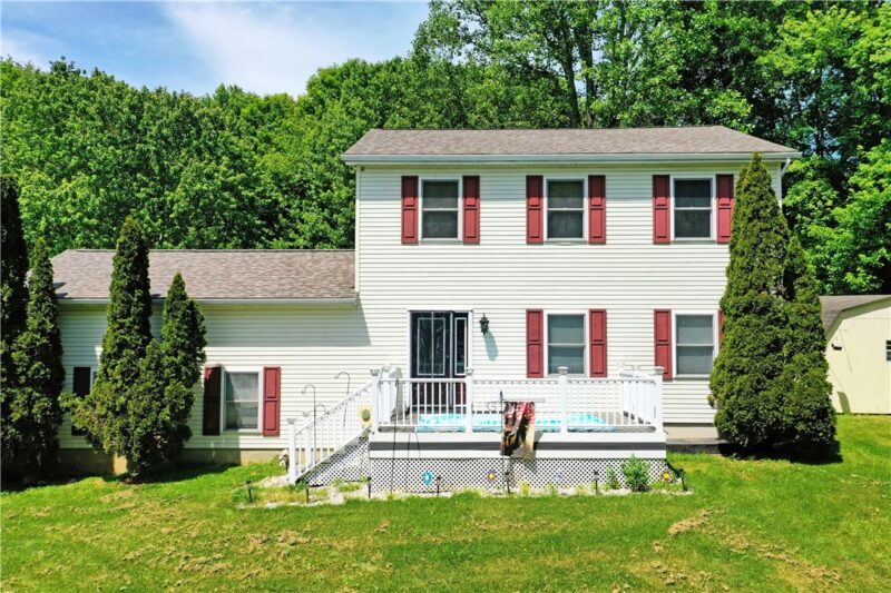 7715 Lamor Rd. — photo 2
