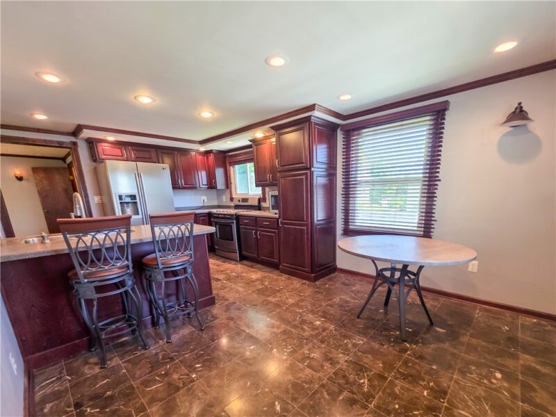 111 Jefferson Dr — photo 5