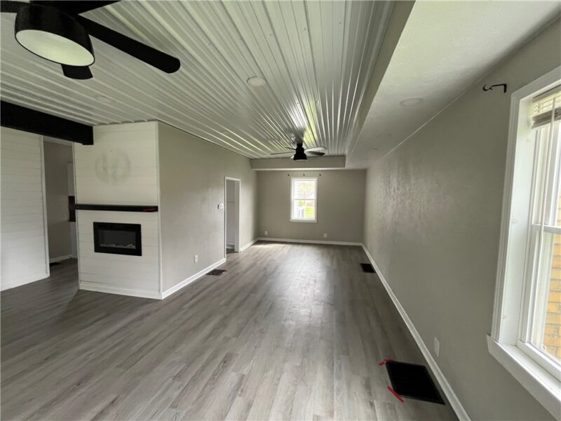 1402 State Route 1042 — photo 5