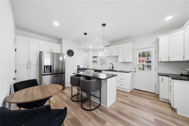 305 Onyx Ave — photo 6