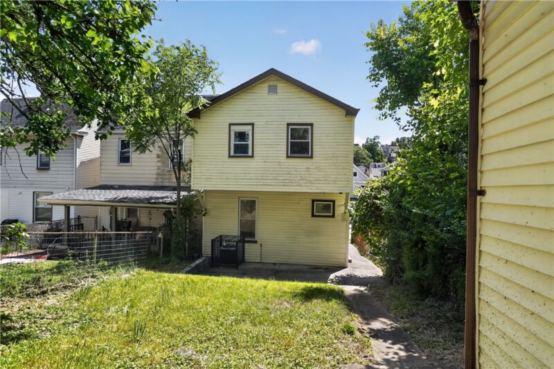 308 Rustic Ave — photo 2