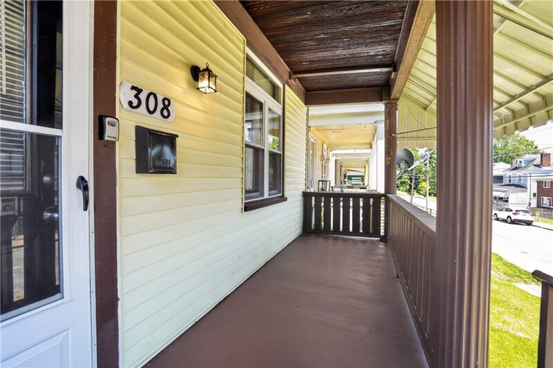 308 Rustic Ave — photo 4