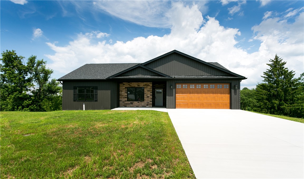 10 VINCENT DRIVE 4 — photo 1