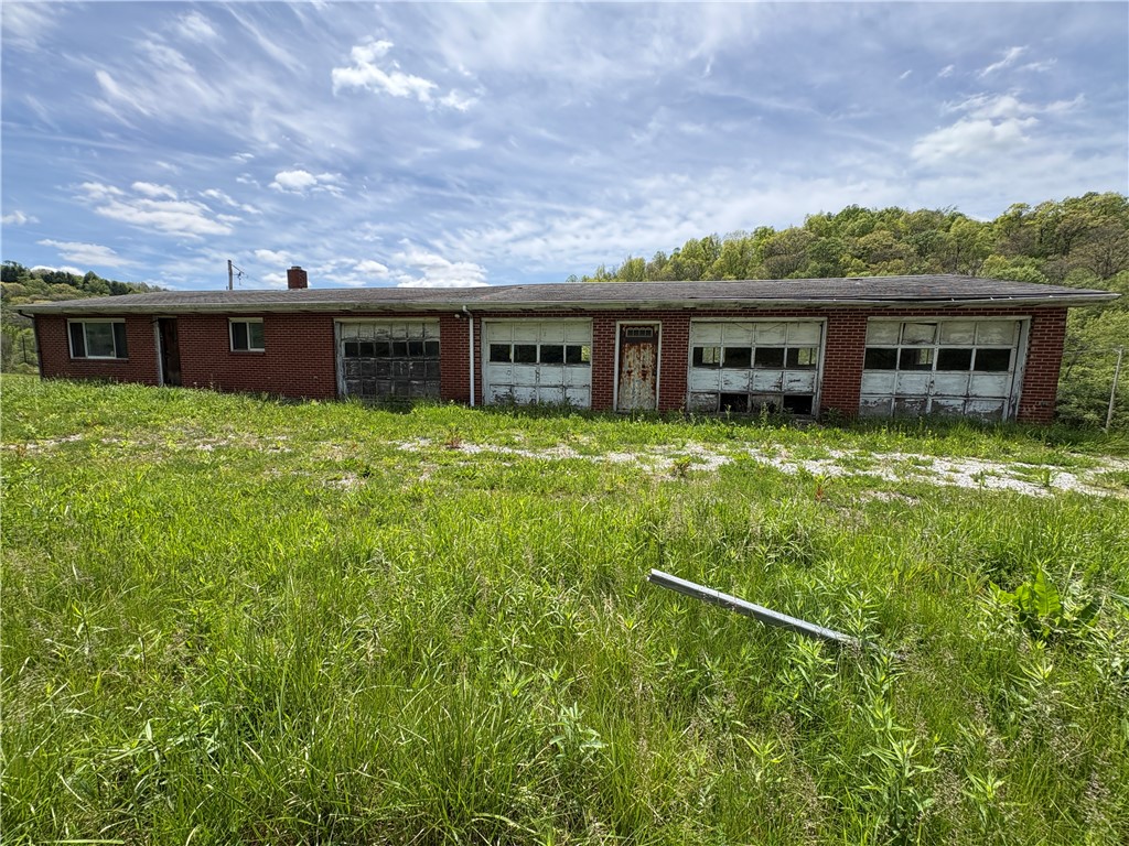 5479 Route 422 Hwy — photo 1