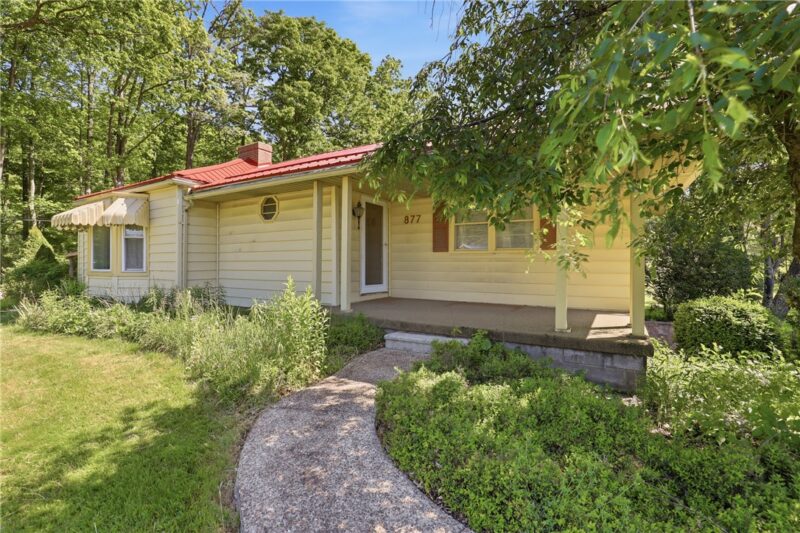 877 Berlin Plank Road — photo 4