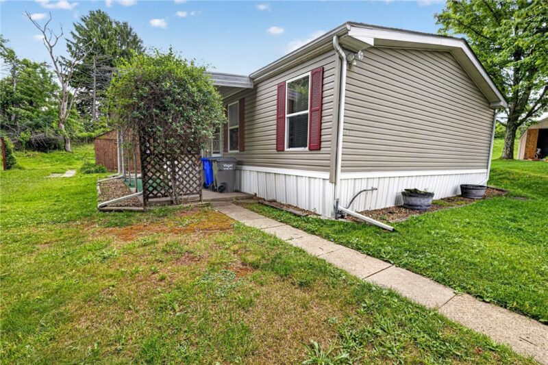914 Chester Dr — photo 3